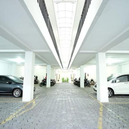 Dparagon Upn Maguwo Exterior foto